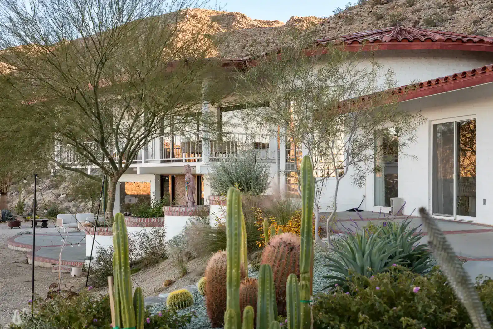 Zainaland – photo 66