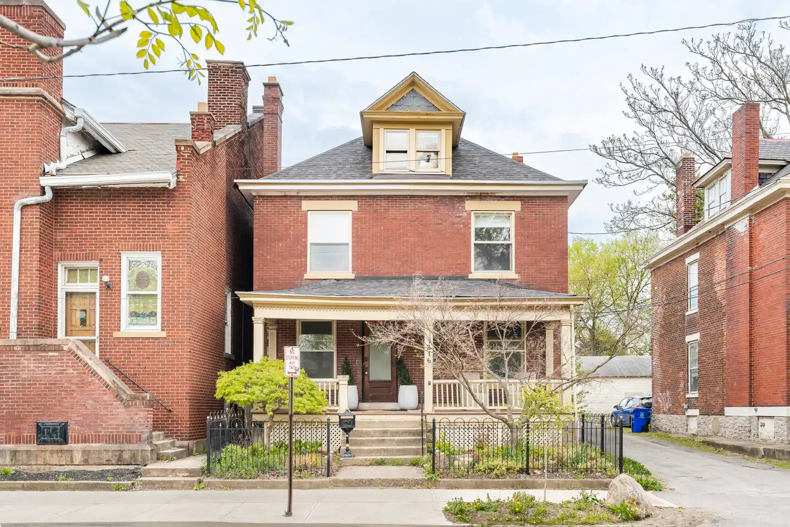 "Megan was a great host. Place is a great Vibe just how it looks in the photos. Walking distance to so much in Short North & OSU. Highly recommend this house & the host!"