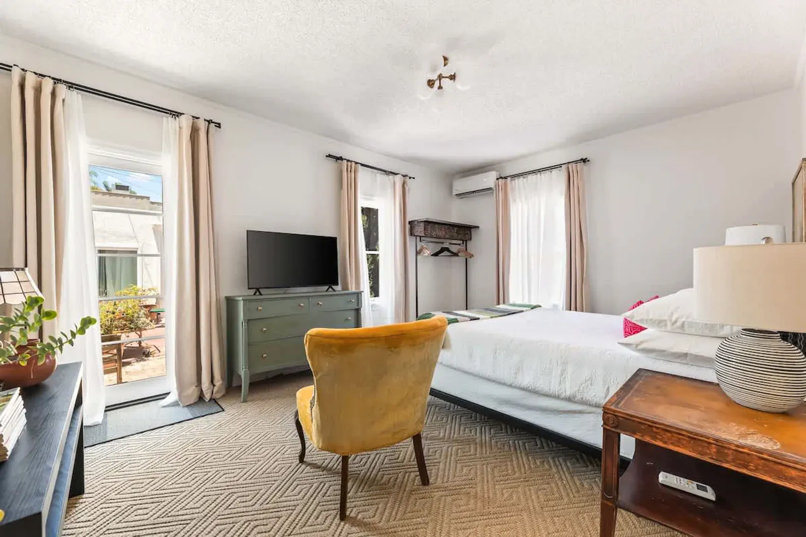 Casa Soleada — Los Angeles, CA — vacation rental