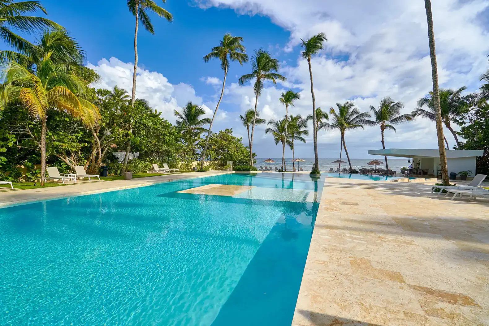 Caribbean Blue – photo 1
