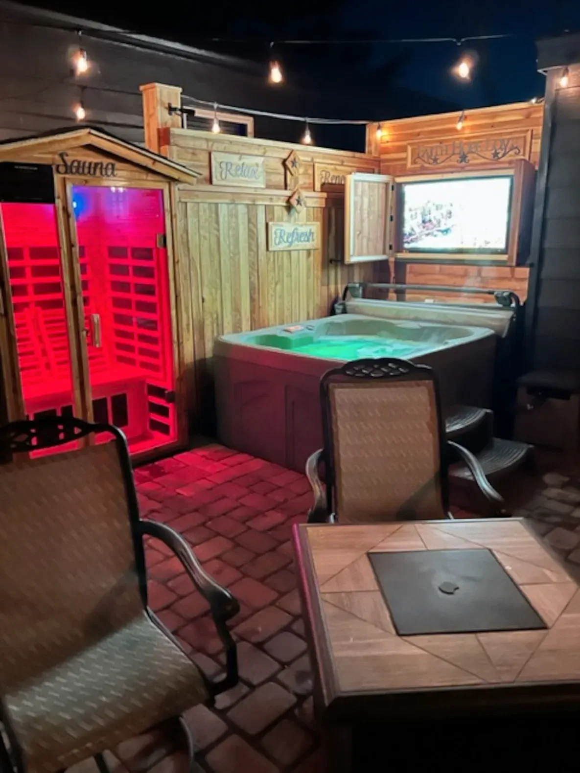 Reno Spa Studio•Jacuzzi+Sauna•1.5 Millas al Aeropuerto – foto 2