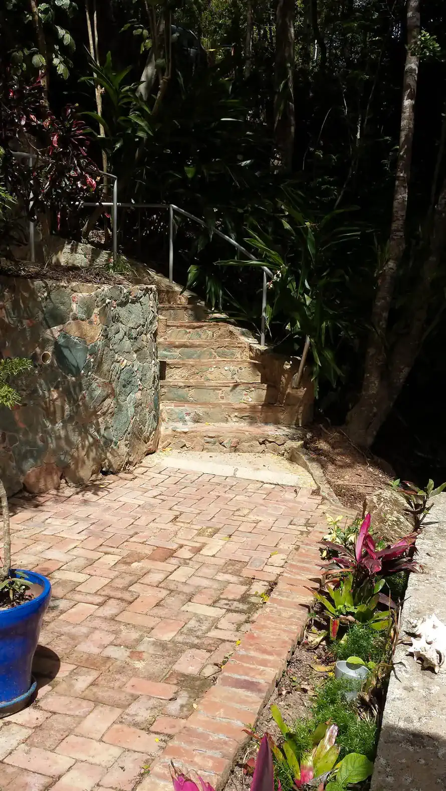 Quaint studio on Bordeaux Mountain photo 4