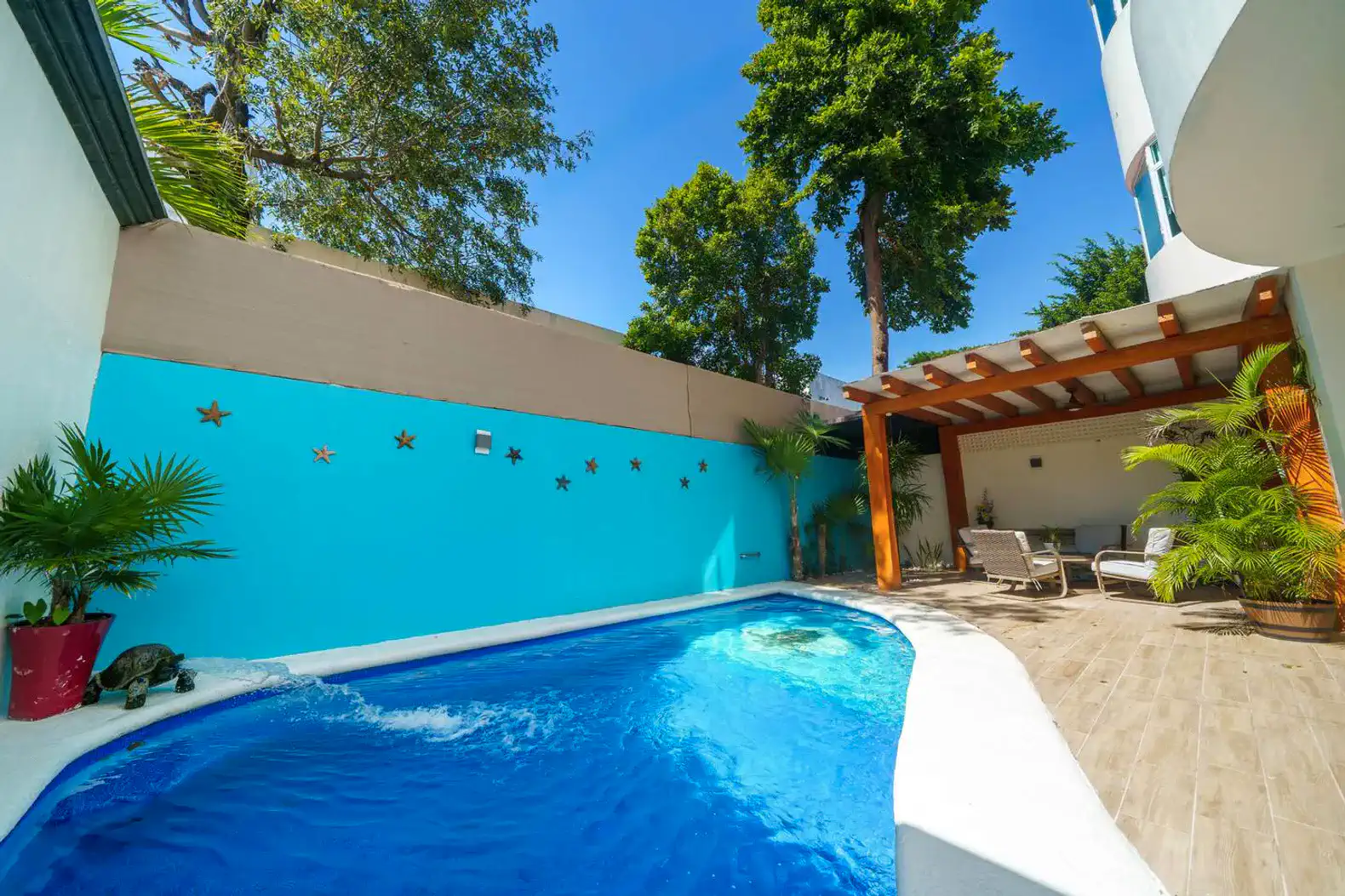 🏰 𝗧𝗛𝗘 𝗖𝗔𝗦𝗧𝗟𝗘 - 5BR Modern Villa w/ Private Pool photo 2