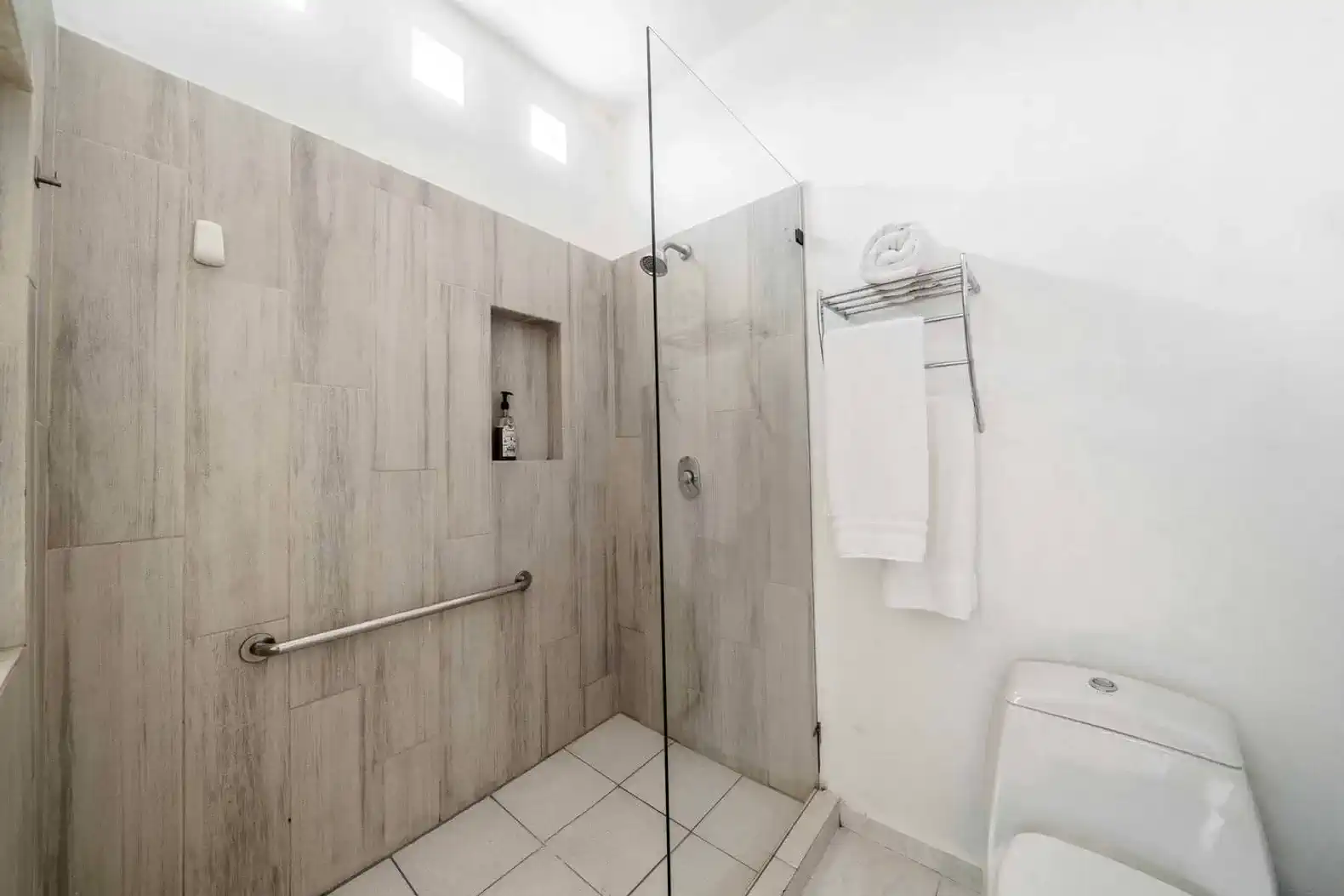 π° π§ππ πππ¦π§ππ - 5BR Modern Villa w/ Private Pool β photo 26
