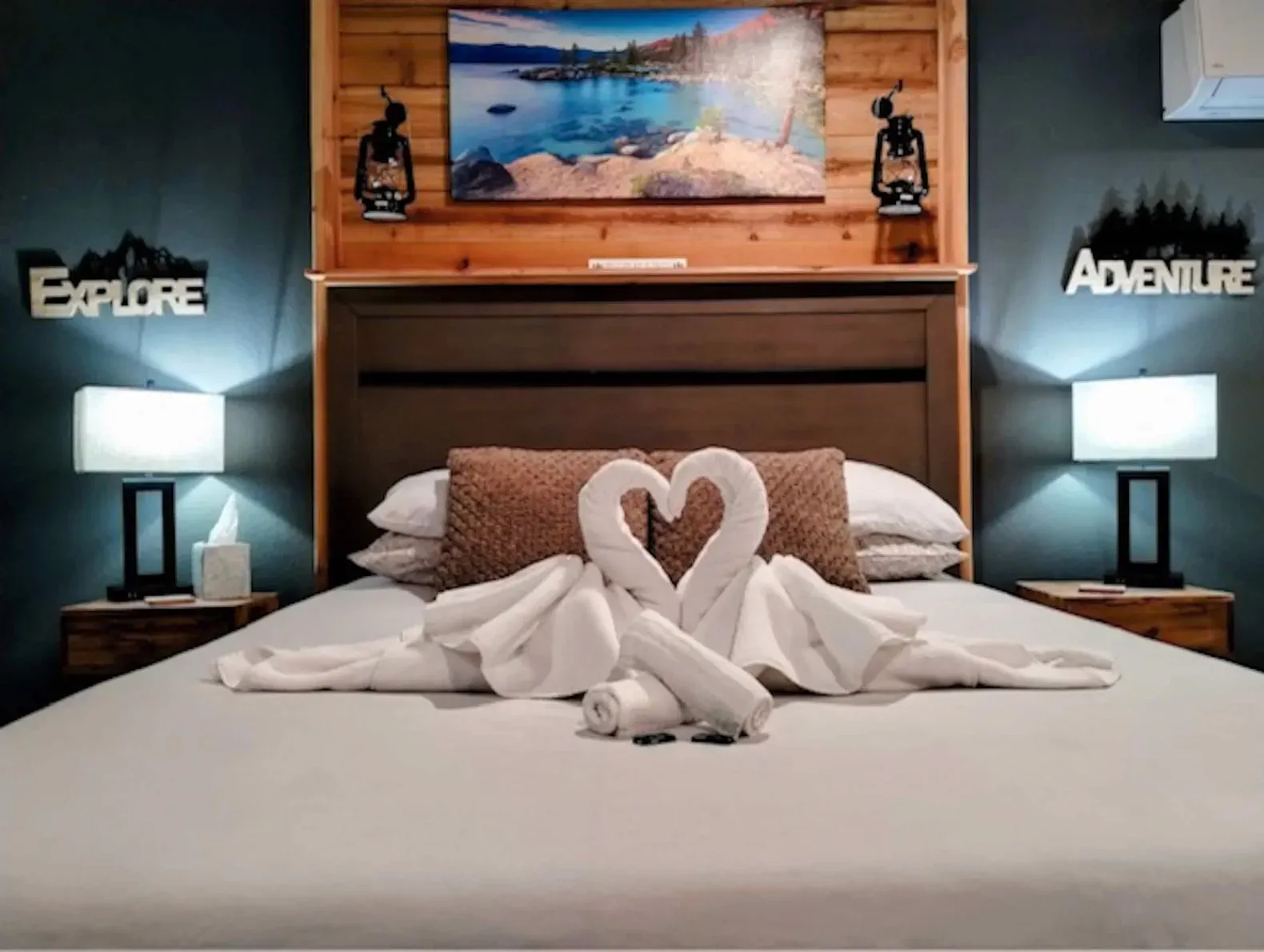Tahoe Studio Spa•Hot Tub+Sauna•1.5 Miles 2 Airport — Reno, NV — vacation rental