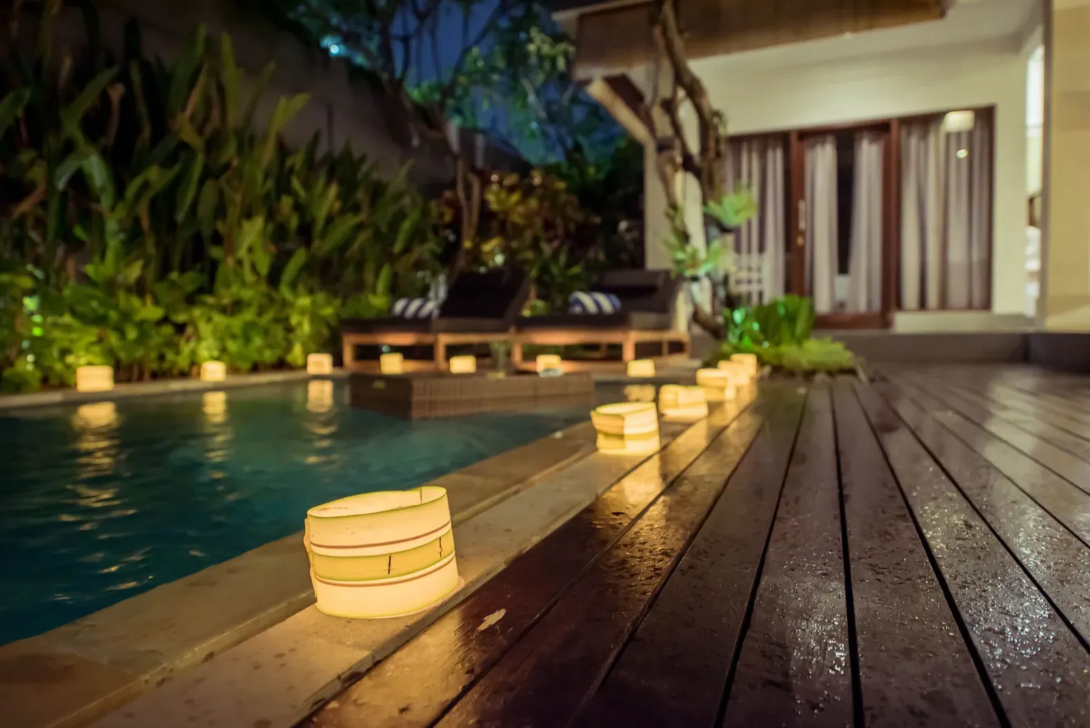 Evenings in Seminyak: Sunset Strolls, Dinner Vibes, and Hidden Calm