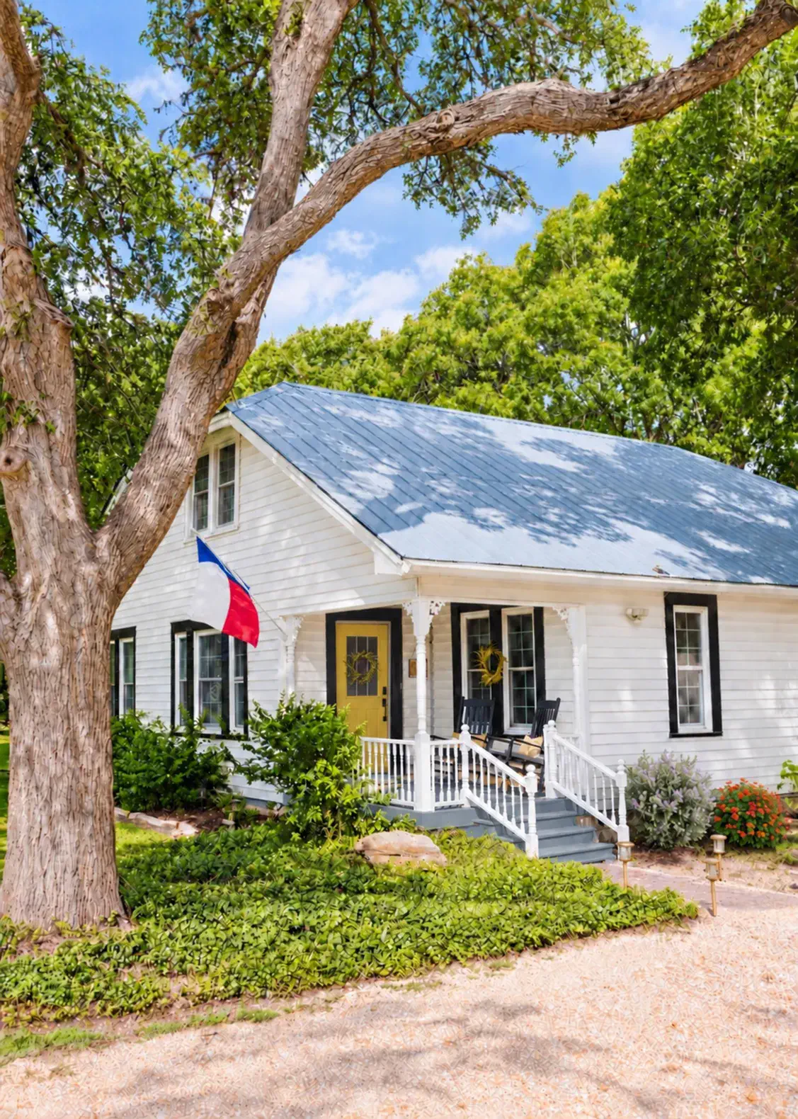 Sunflower Farmhouse TX