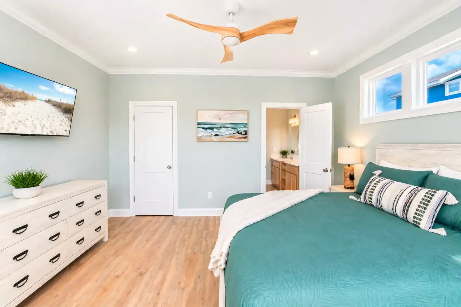 King Bedroom