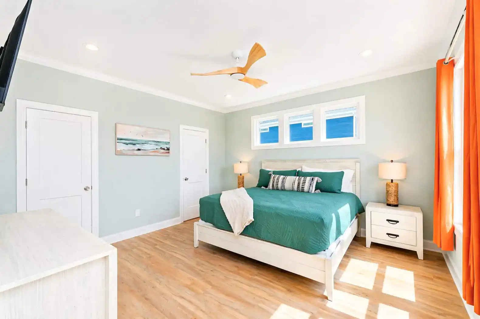 Comfortable, spacious King Suite