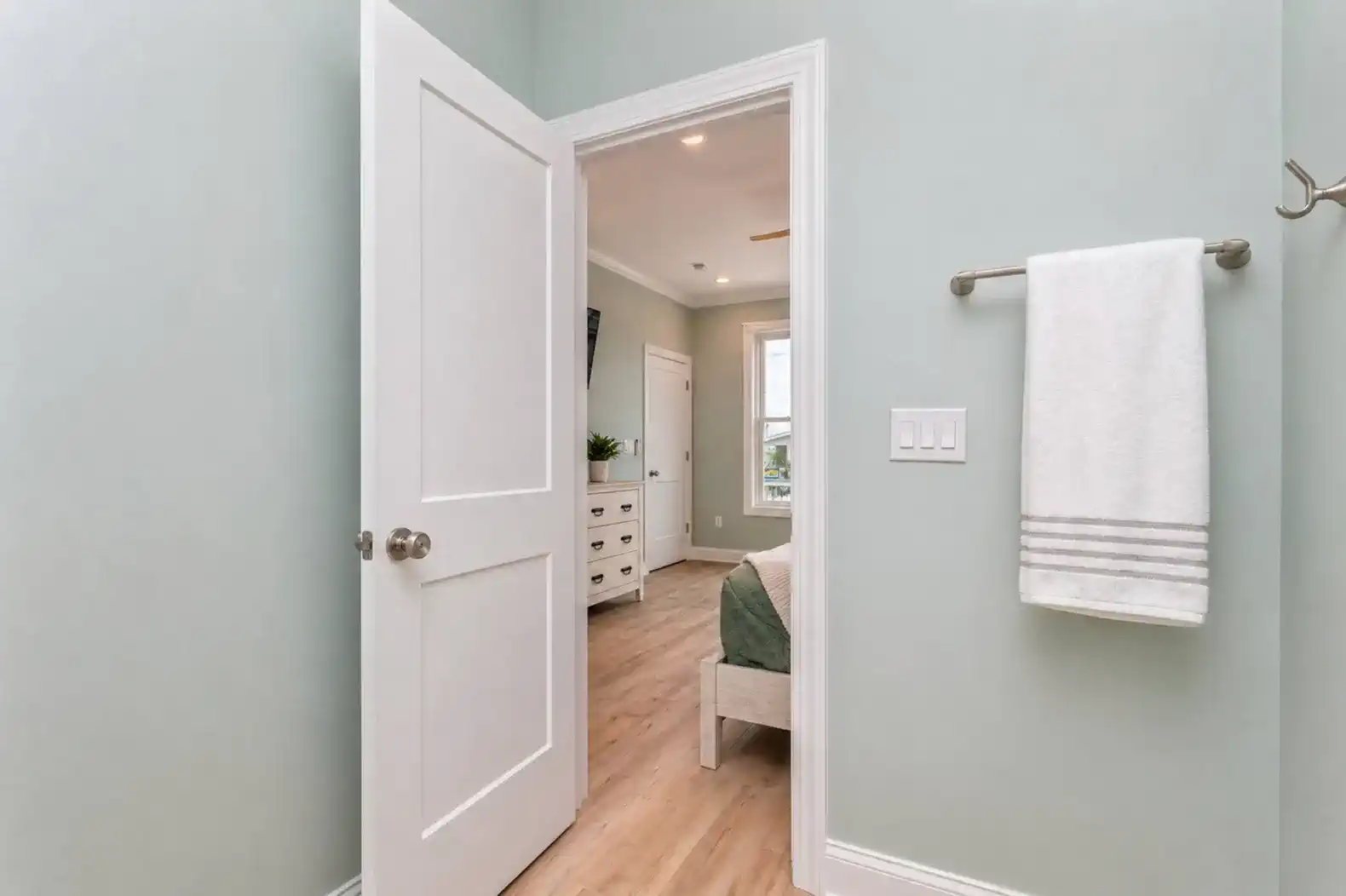 Large bathroom attached to lower level Queens bedroom.