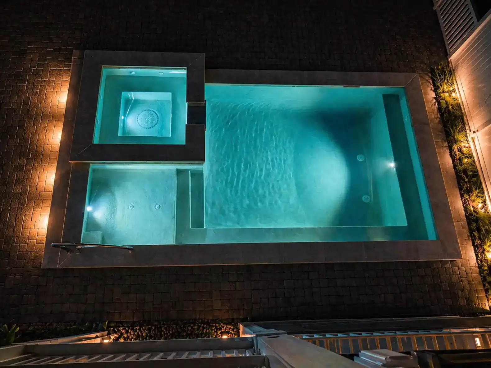 Who doesn't love swimming at night?  Multiple colored light shows are available.