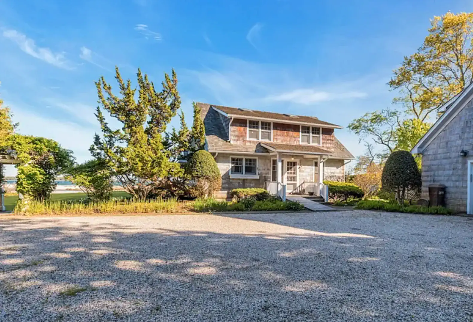 Bayside Cutchogue Manor – photo 2