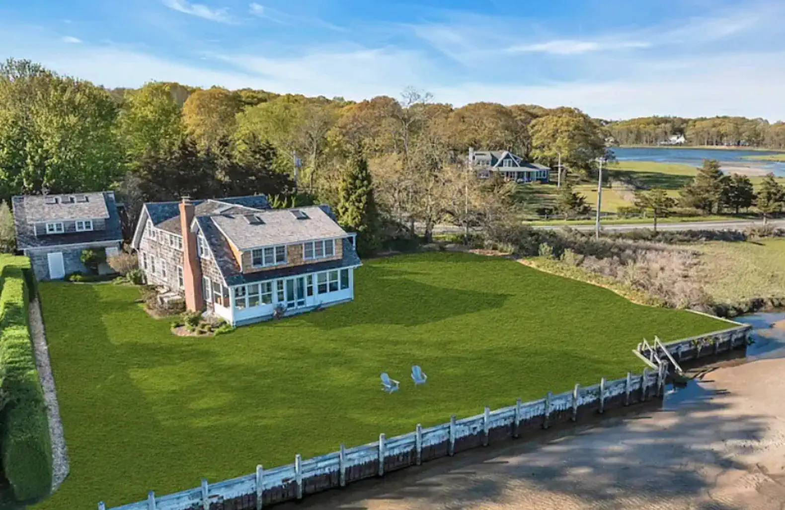 Bayside Cutchogue Manor – photo 3