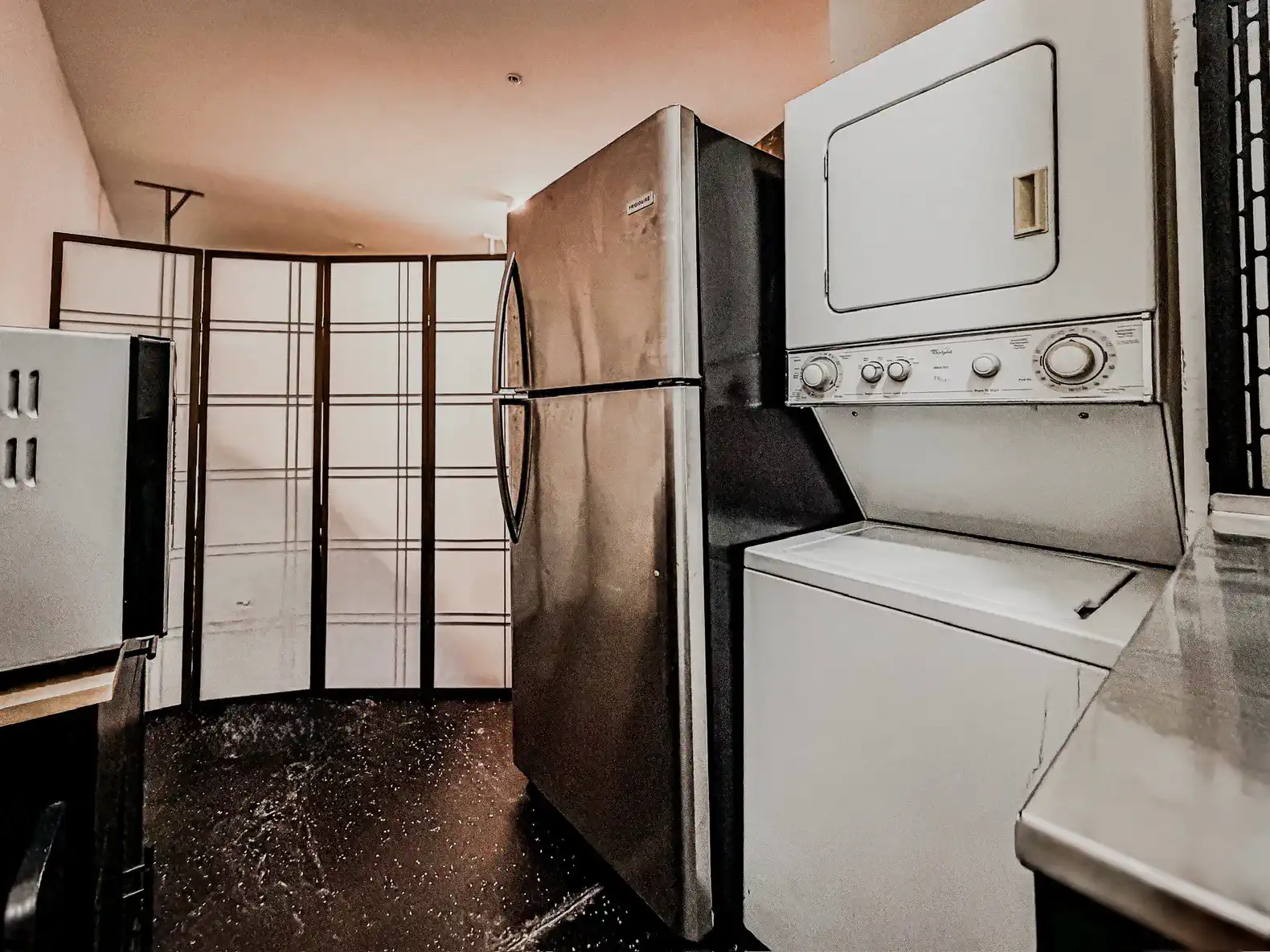 Downtown Mesa, Cmpct Studio Layout+ Night Security – photo 13