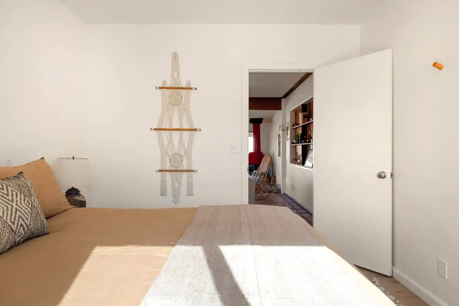 Comfortable bedrooms for resting after experience some Joshua Tree National Park hikes.