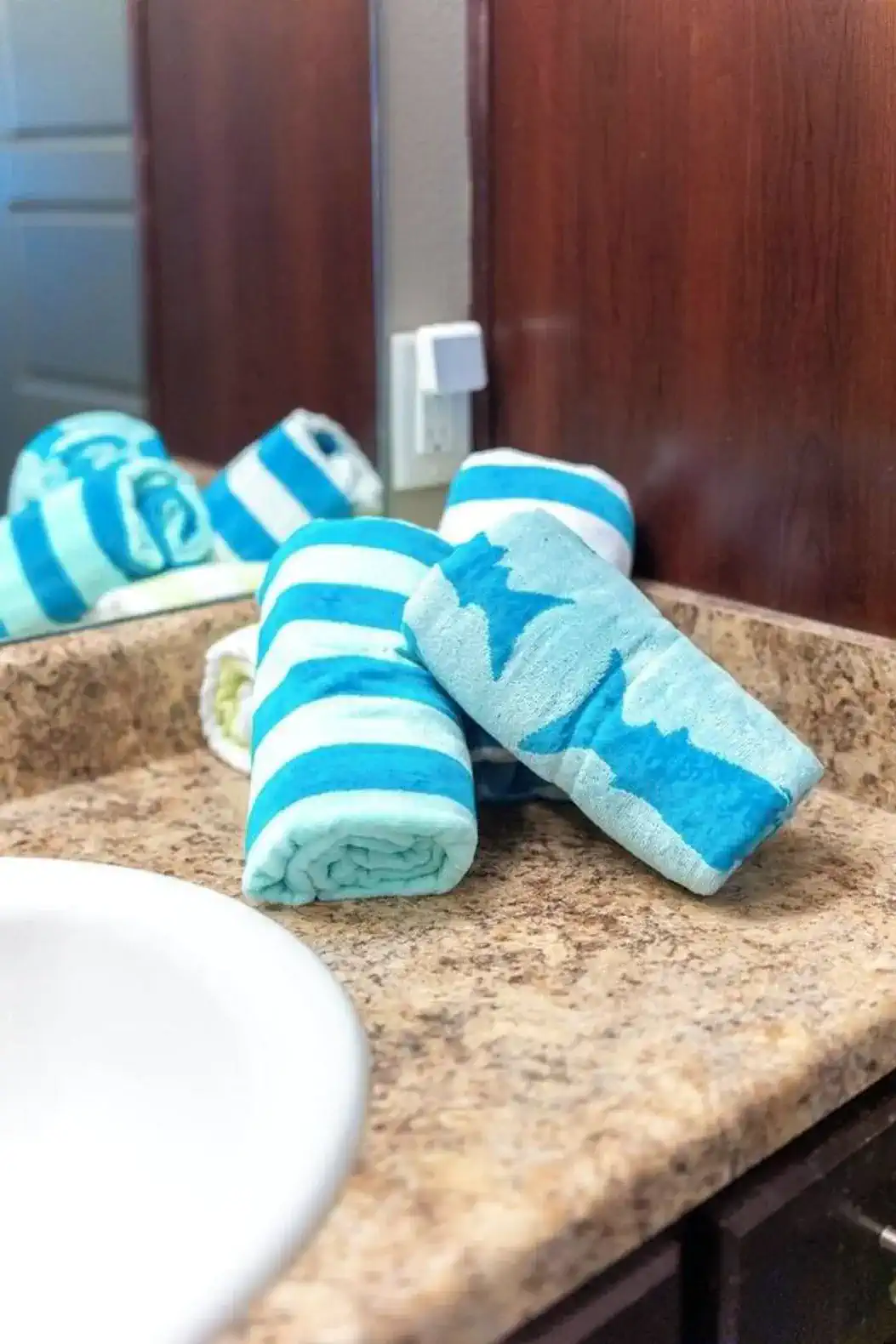 You’ll find dedicated, easy-to-spot pool towels so you don’t have to use bath linens or pack your own.