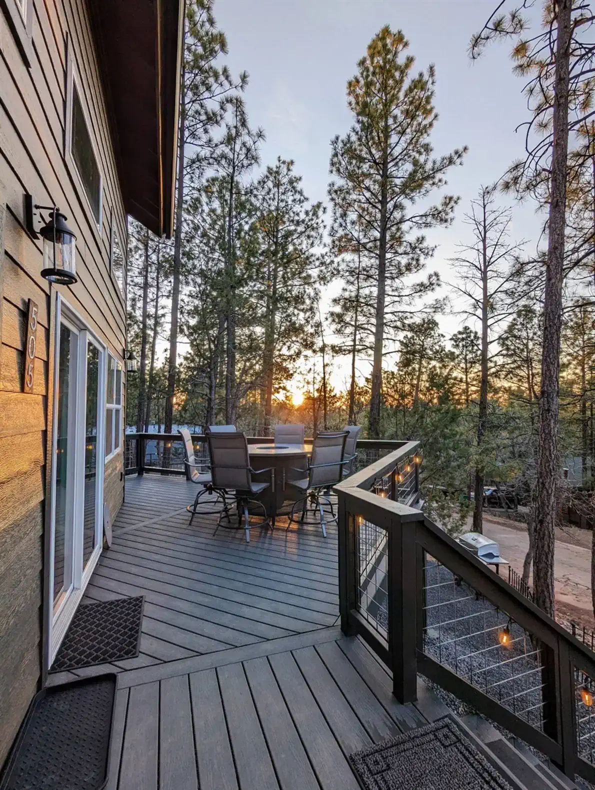Hillside Hangout and Cozy Cottage – photo 4