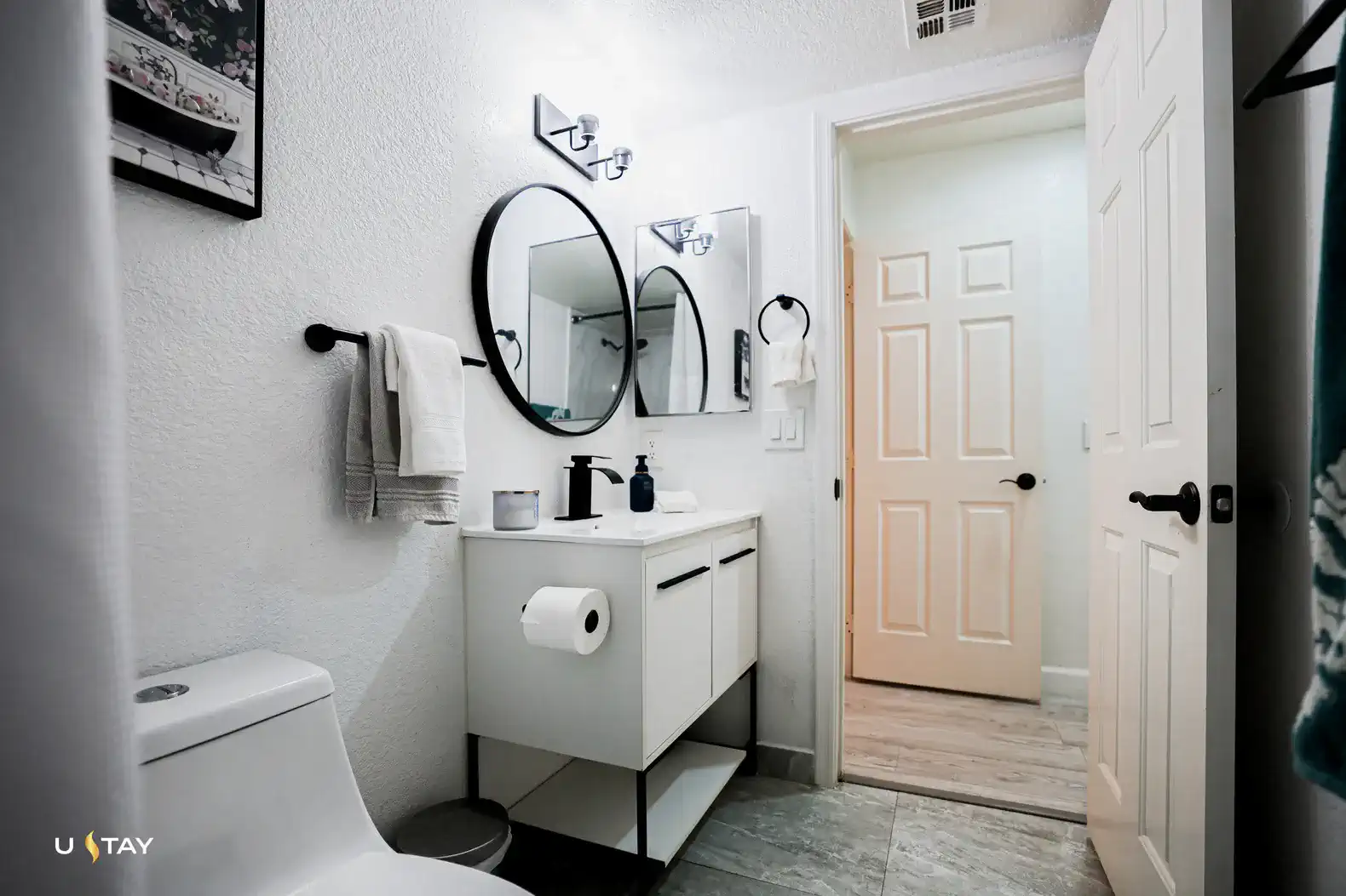 Mesa CenterCrest, Corner Unit + Second-story Patio – photo 16