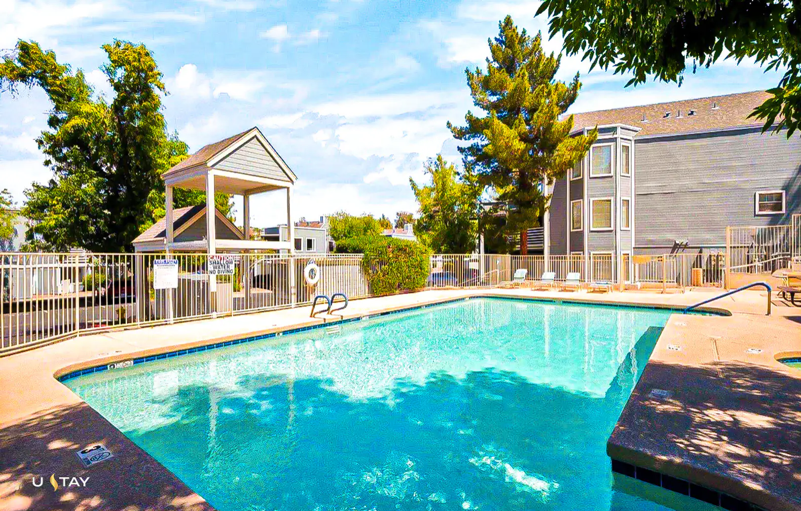 Mesa CenterCrest, Corner Unit + Second-story Patio – photo 31