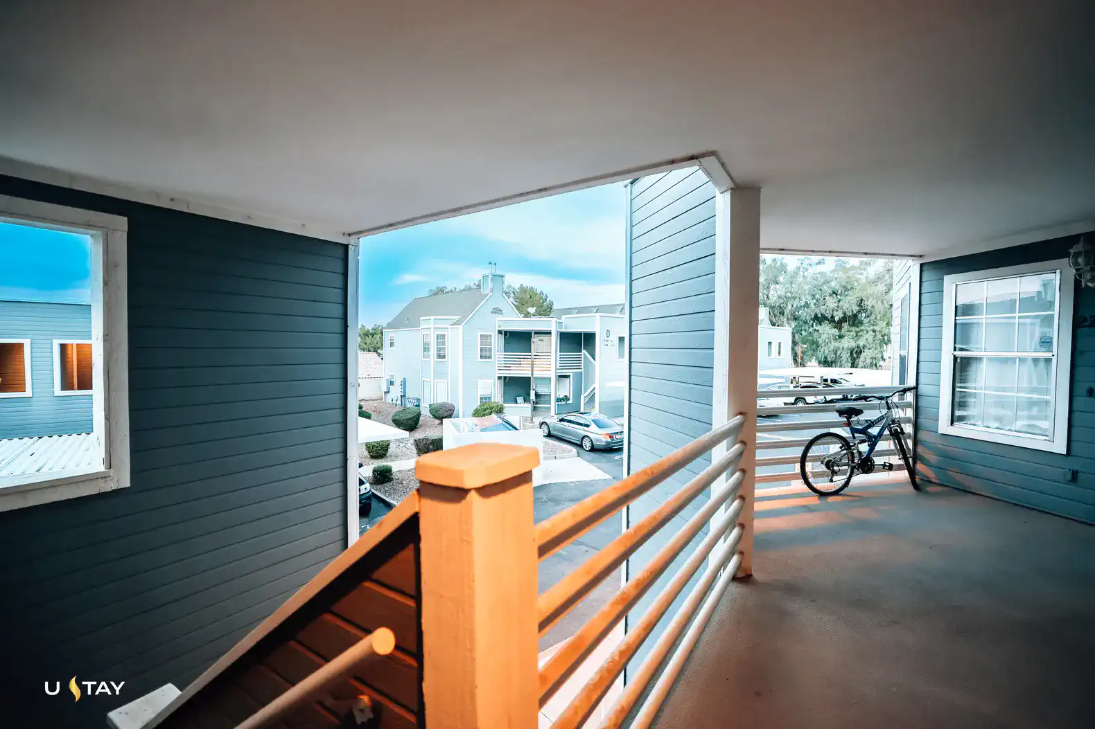 Mesa CenterCrest, Corner Unit + Second-story Patio – photo 25