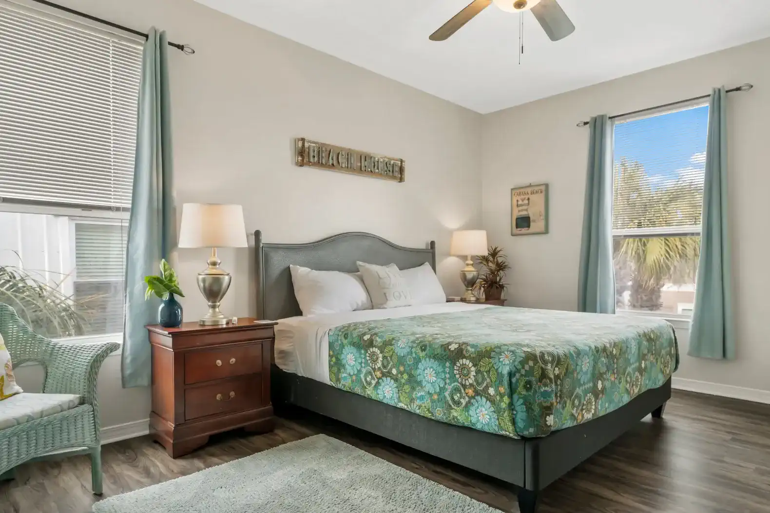 Free Pool Heating 90 steps to Beach Sleeps 10 Pet Friendly Private Home – photo 2
