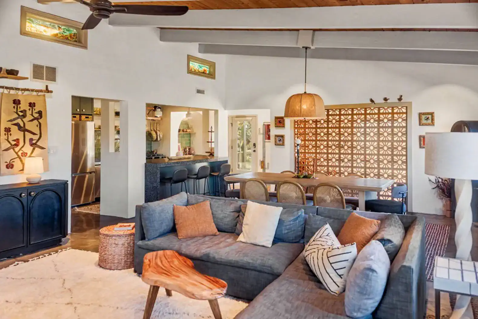 Roaming Desert Ridge | Hilltop Desert Escape – photo 2