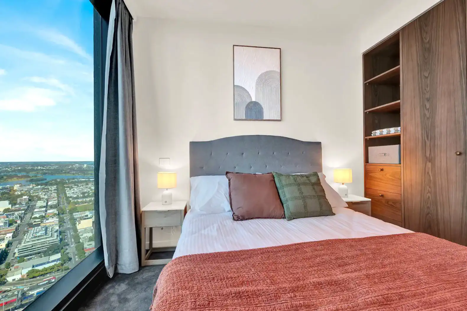 Southbank Level 51 Panoramic Views w/ Pool & Sauna photo 8