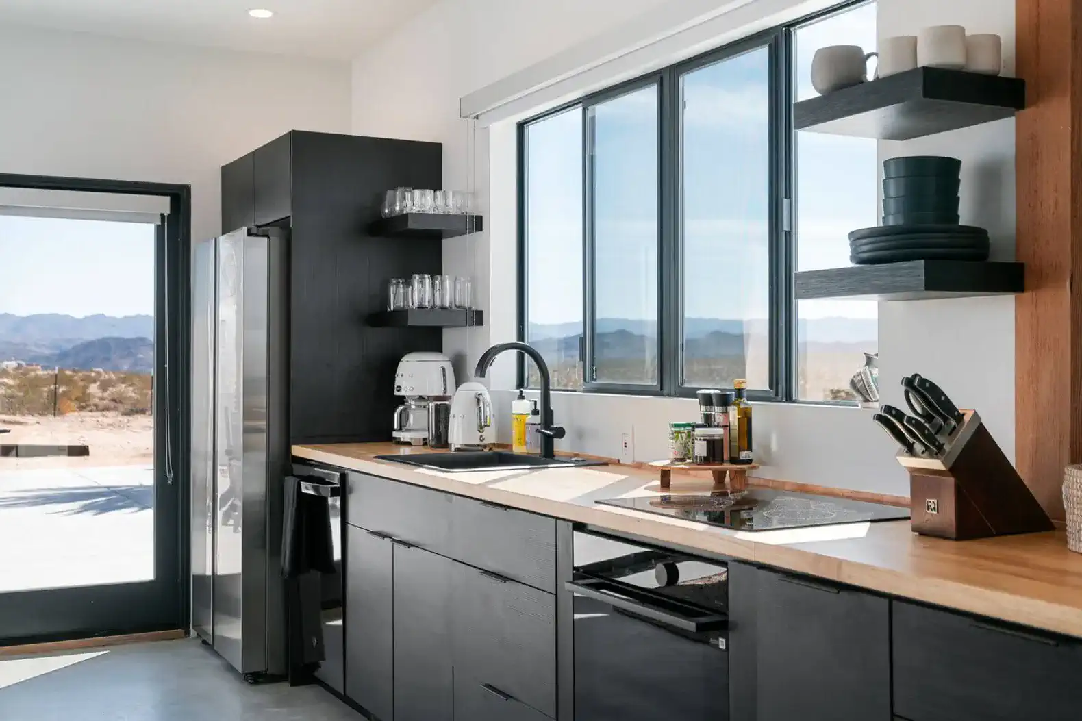 Joshua Tree Under the Stars - Hot tub/Firepit photo 7