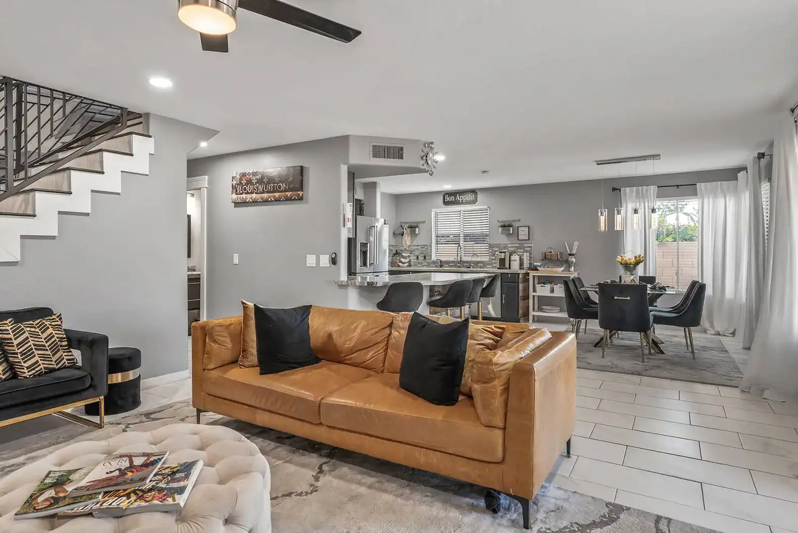 Spacious Entire Home 4B & 2.5B in Avondale Arizona