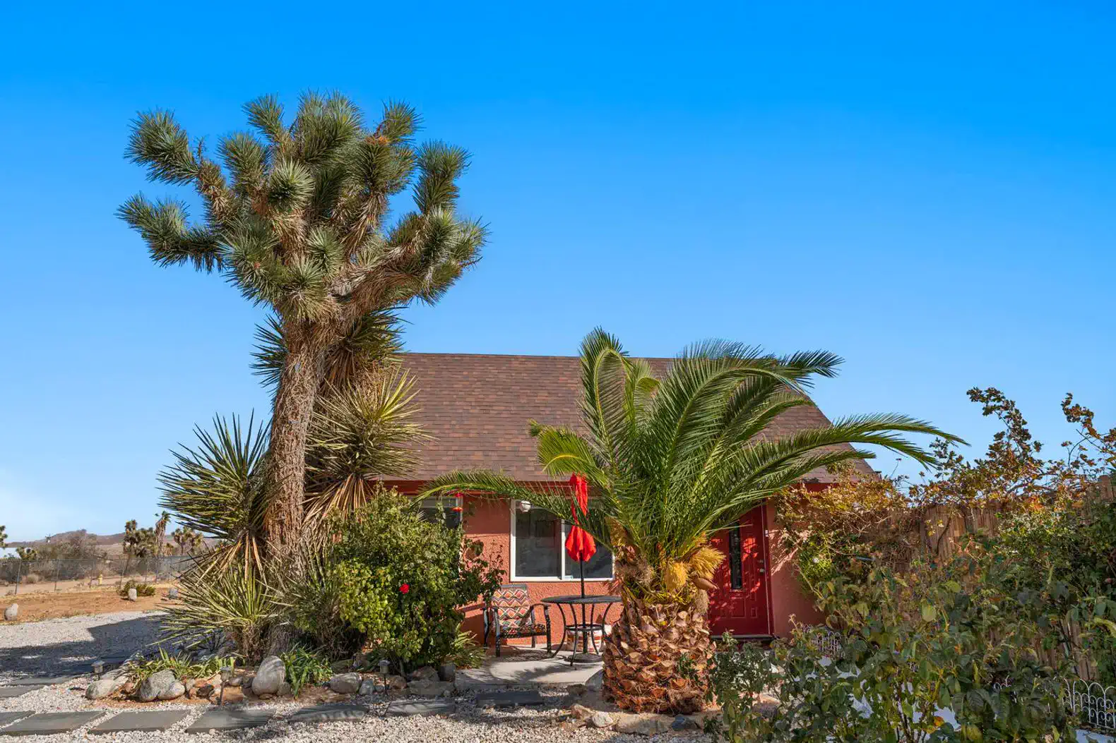 Starlite Casita - Charming Renovated Cabin + Spa – photo 6