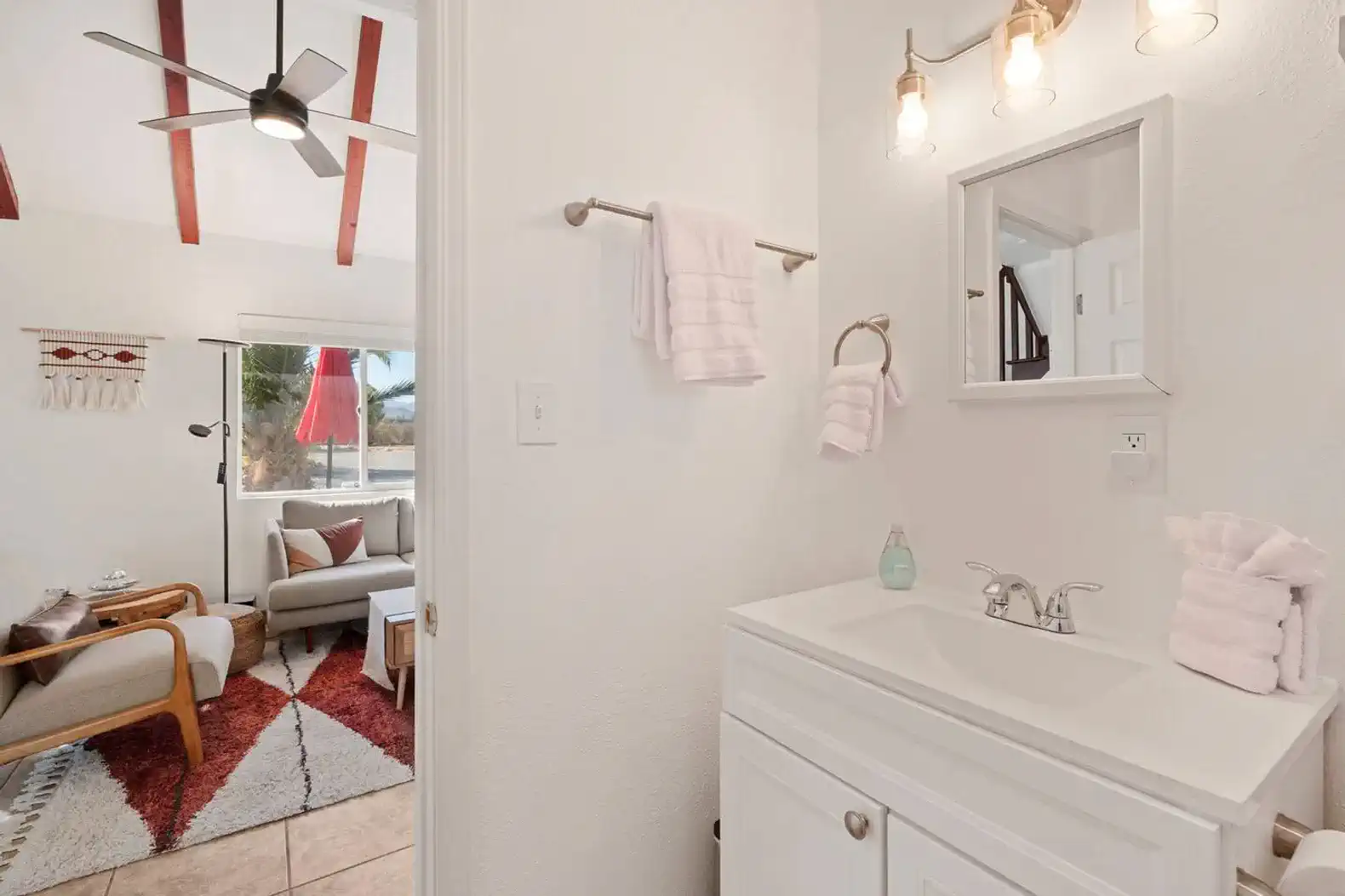 Starlite Casita - Charming Renovated Cabin + Spa – photo 35