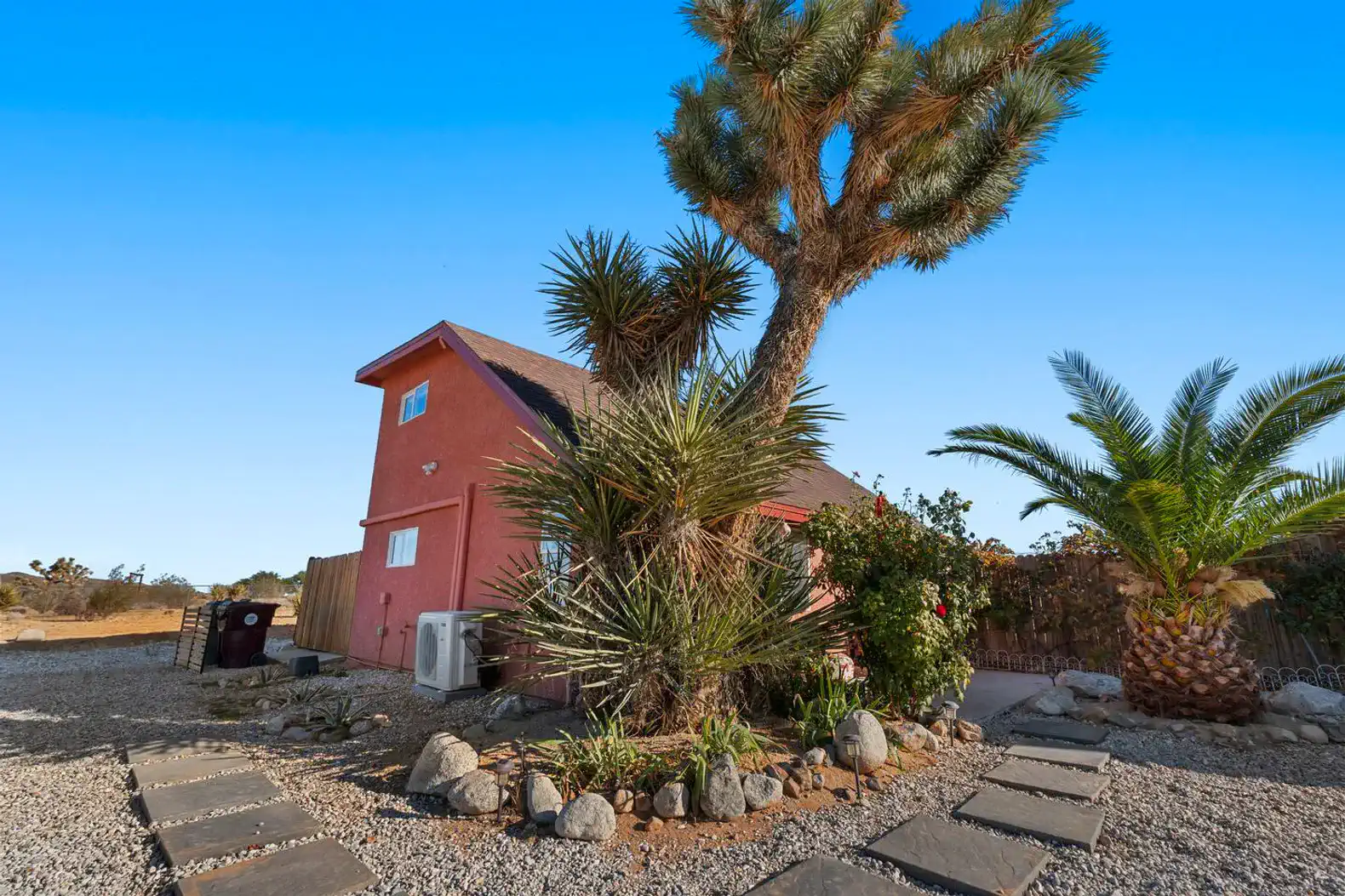 Starlite Casita - Charming Renovated Cabin + Spa – photo 23