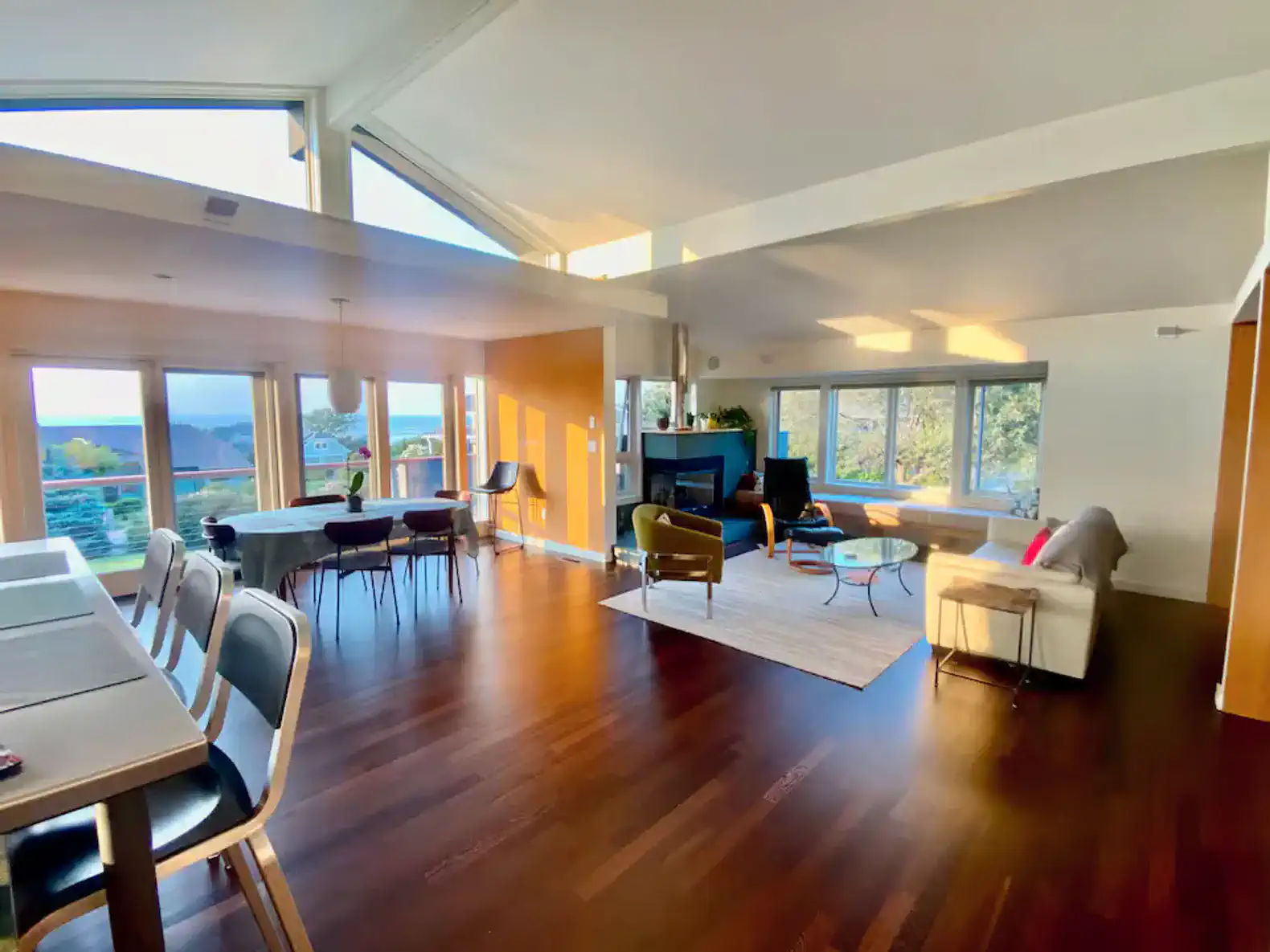 Stunning Gloucester (Lanesville) home with beautiful sea views available for one more week in June 2026