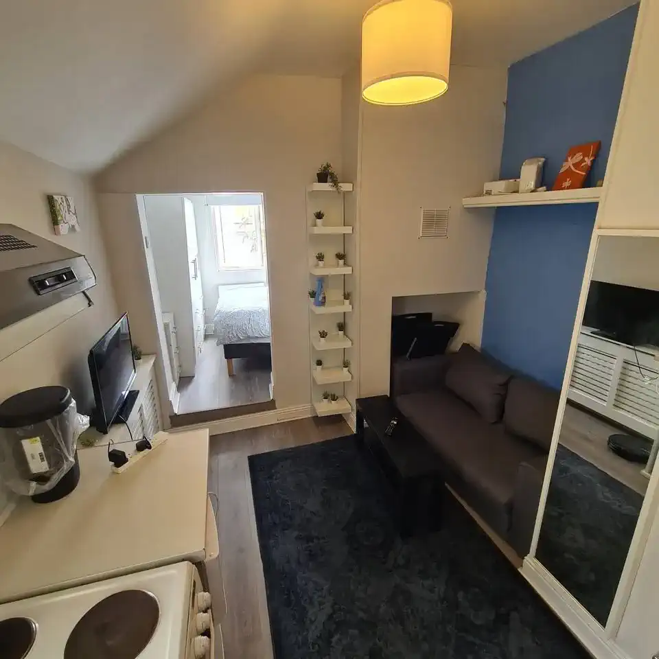 Private Apartment (Flat 4)