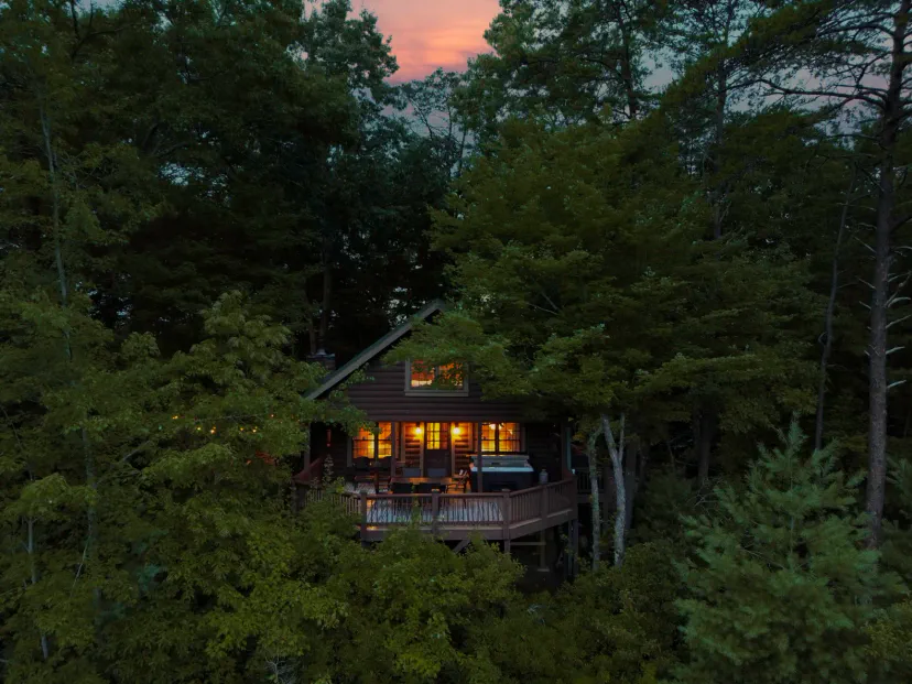 Romantic Accommodations at Hairy Coo Hideaway
