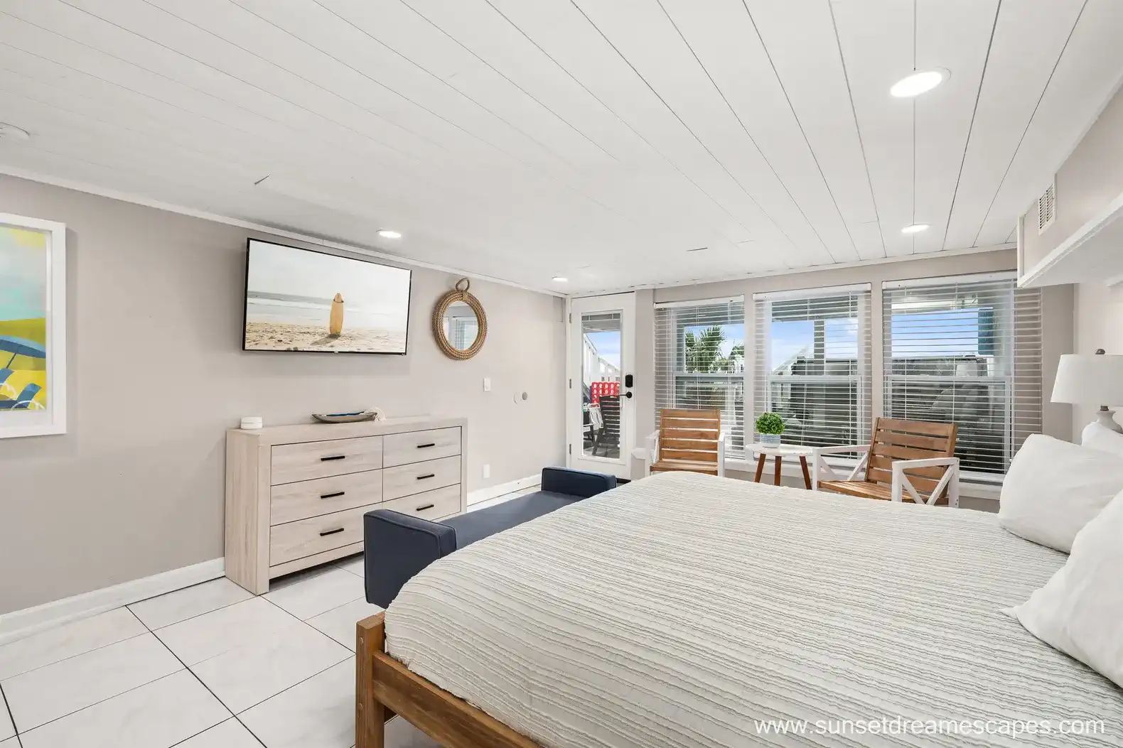 Beachfront Home – photo 4