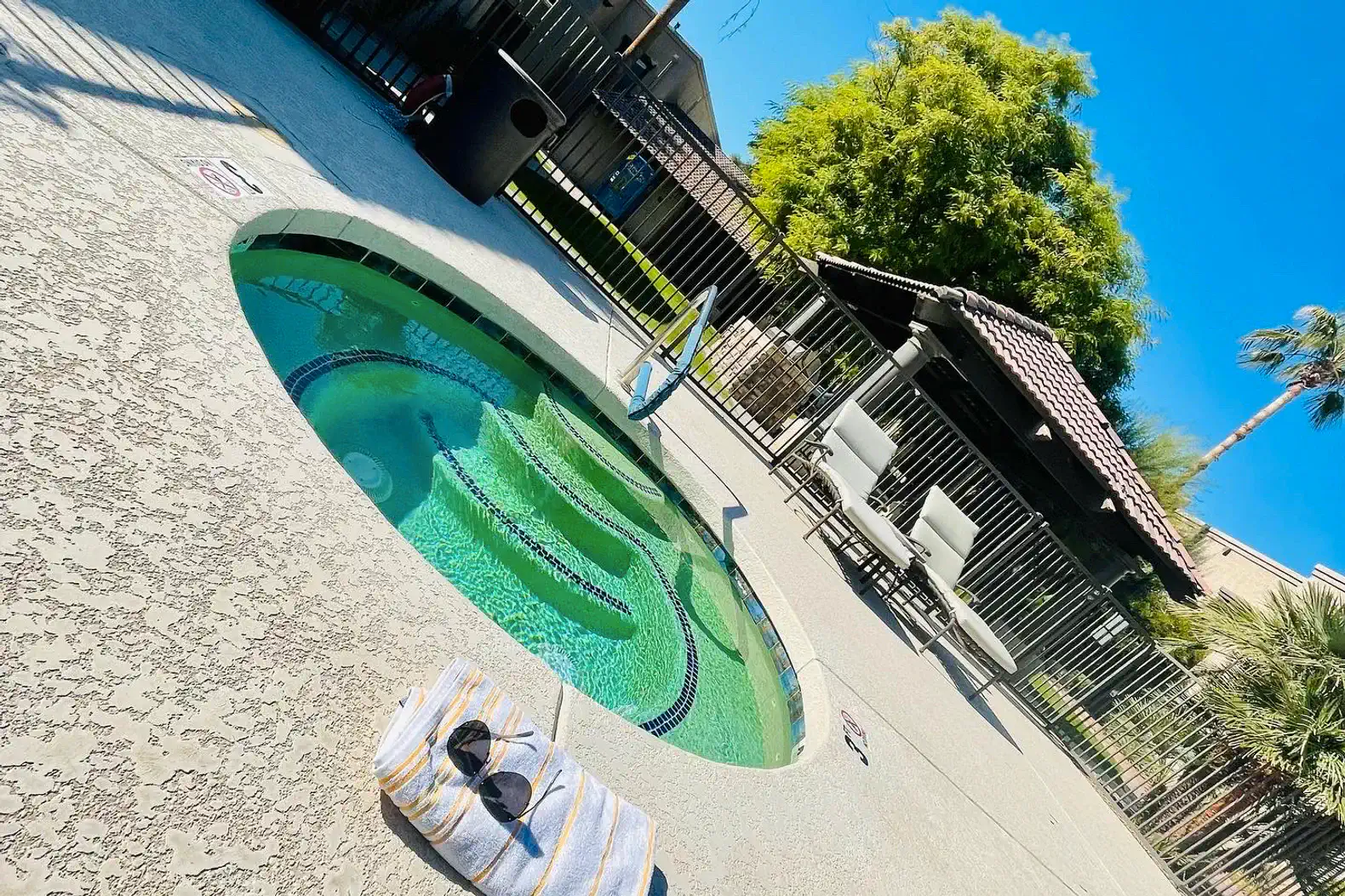 Old Town Scottsdale Pool Gym Patio photo 2