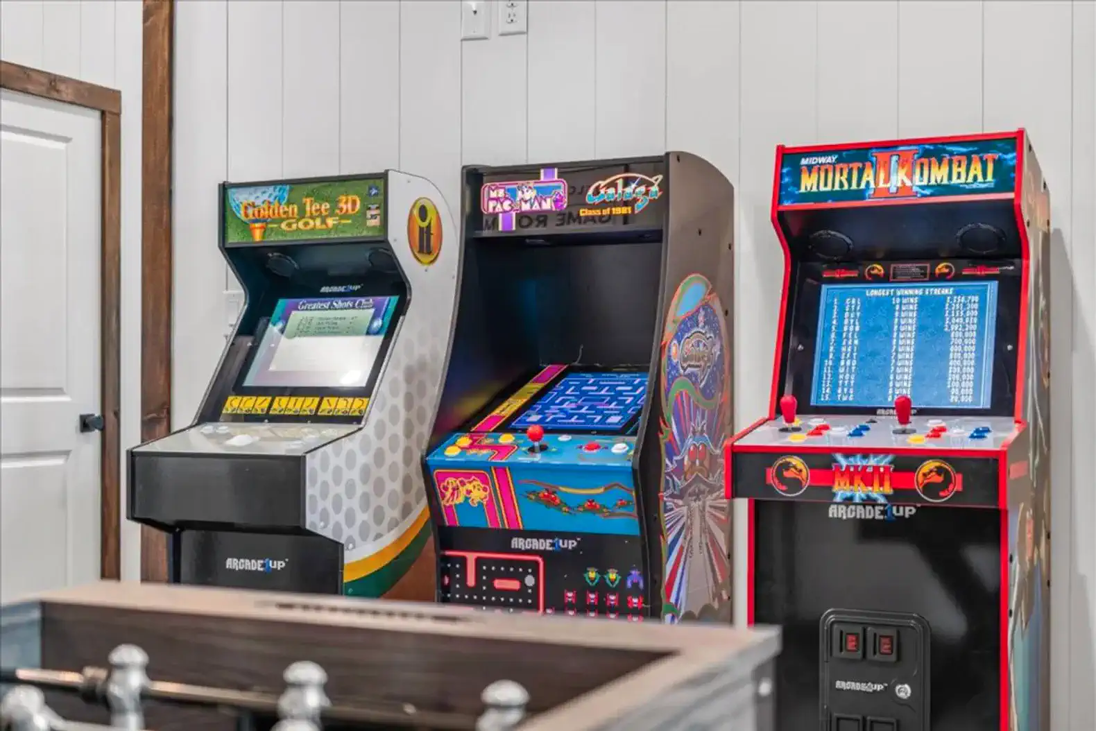 Arcade room with games