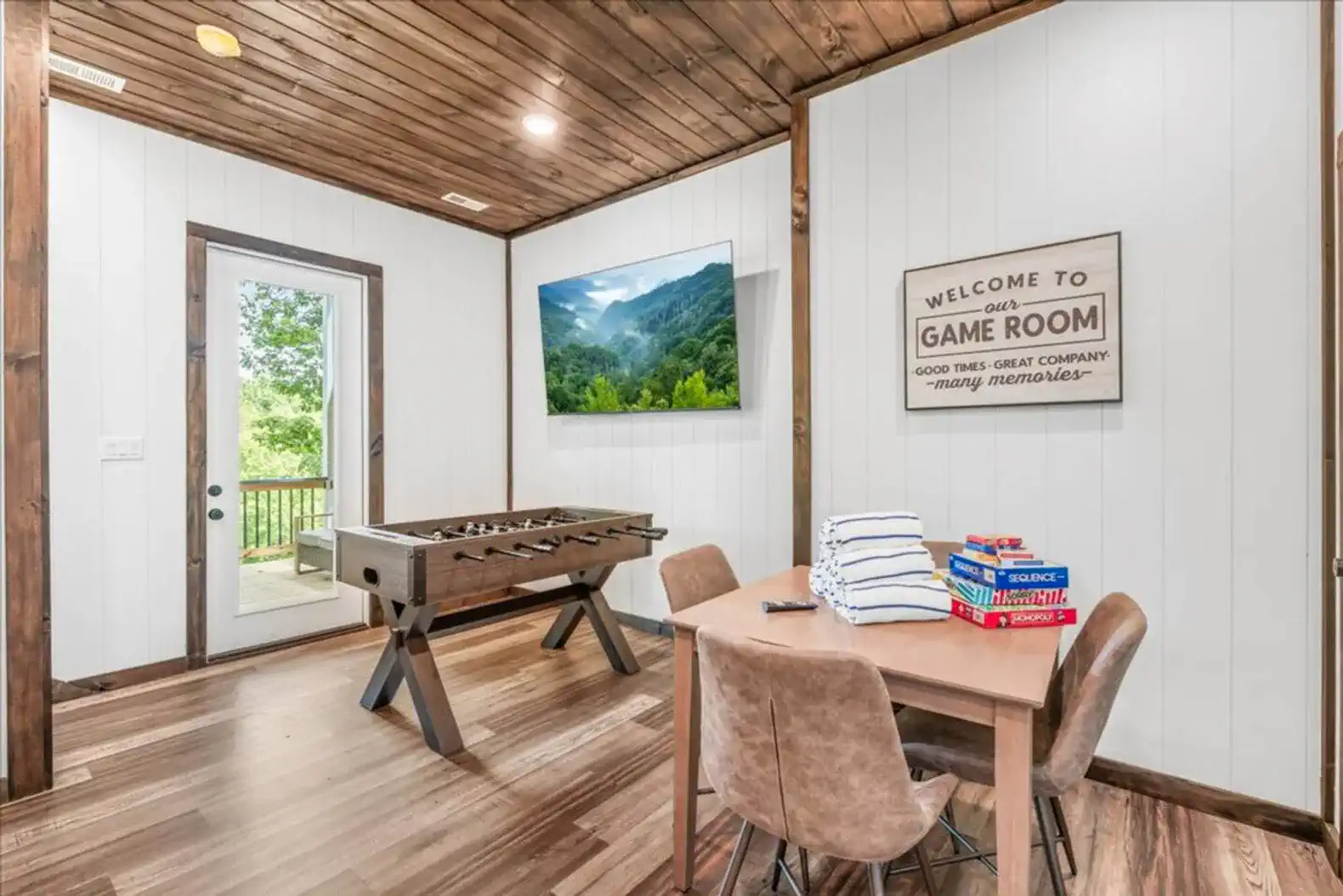 Board games are included as well as the foosball table and arcade games. You can also enjoy your favorites on the flatscreen smart TV. 