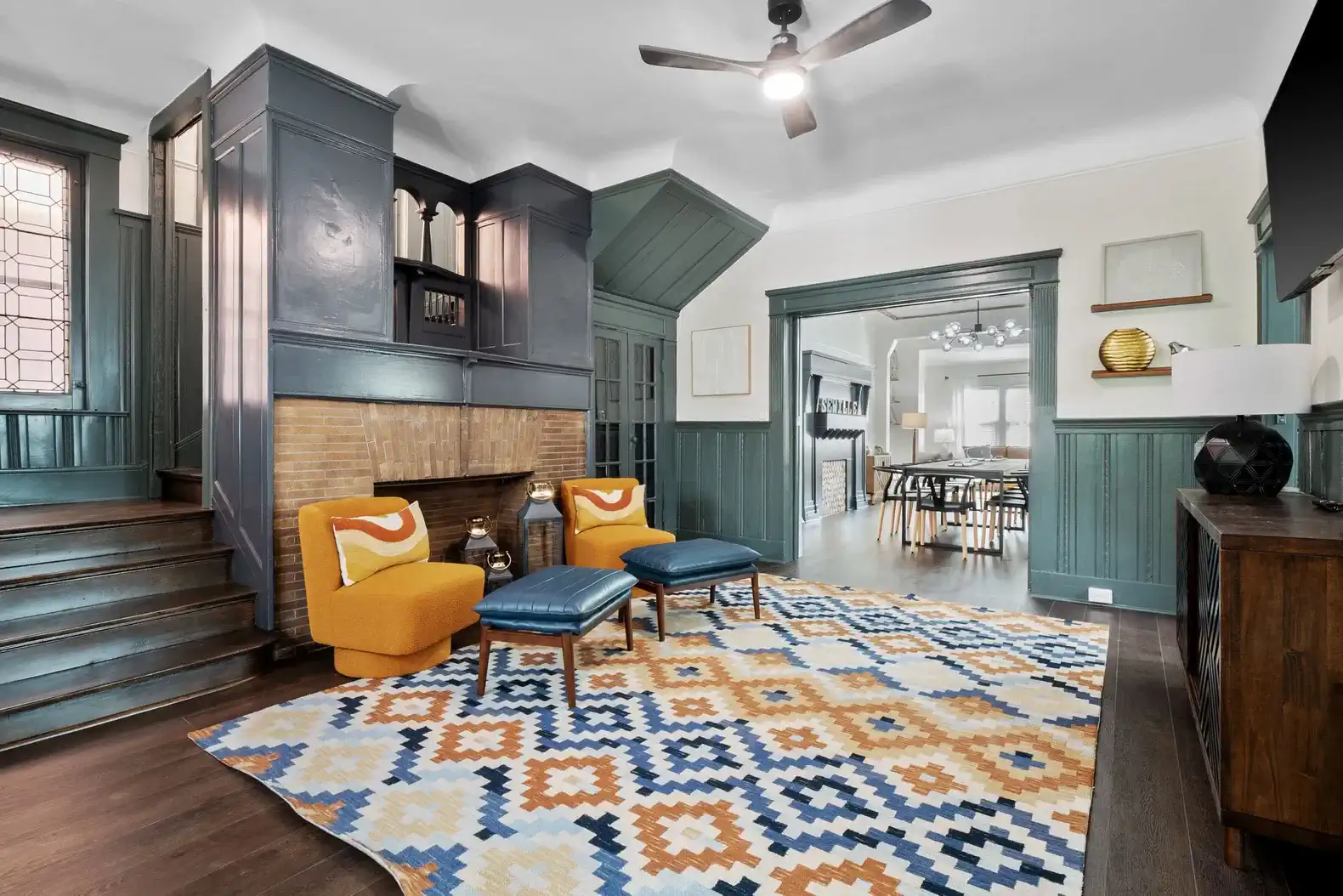 Luxury Living – photo 1