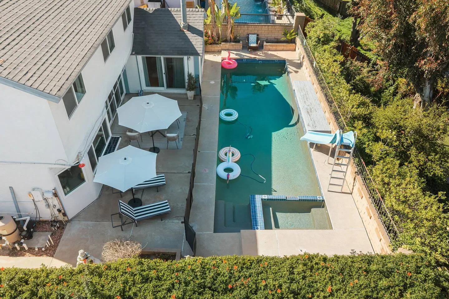 Le Charmant Paradis au Bord de la Piscine – photo 40