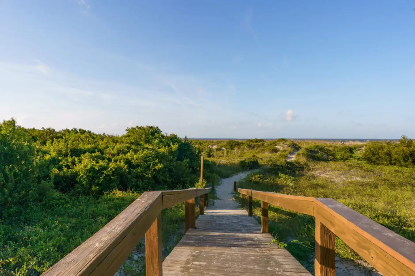 Discover Natural Wonders and Cultural Hotspots