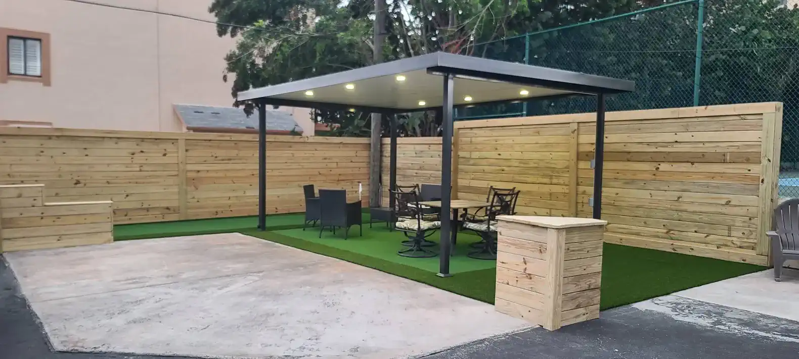 ¡A 400 pies de la playa con un putting green! – foto 1