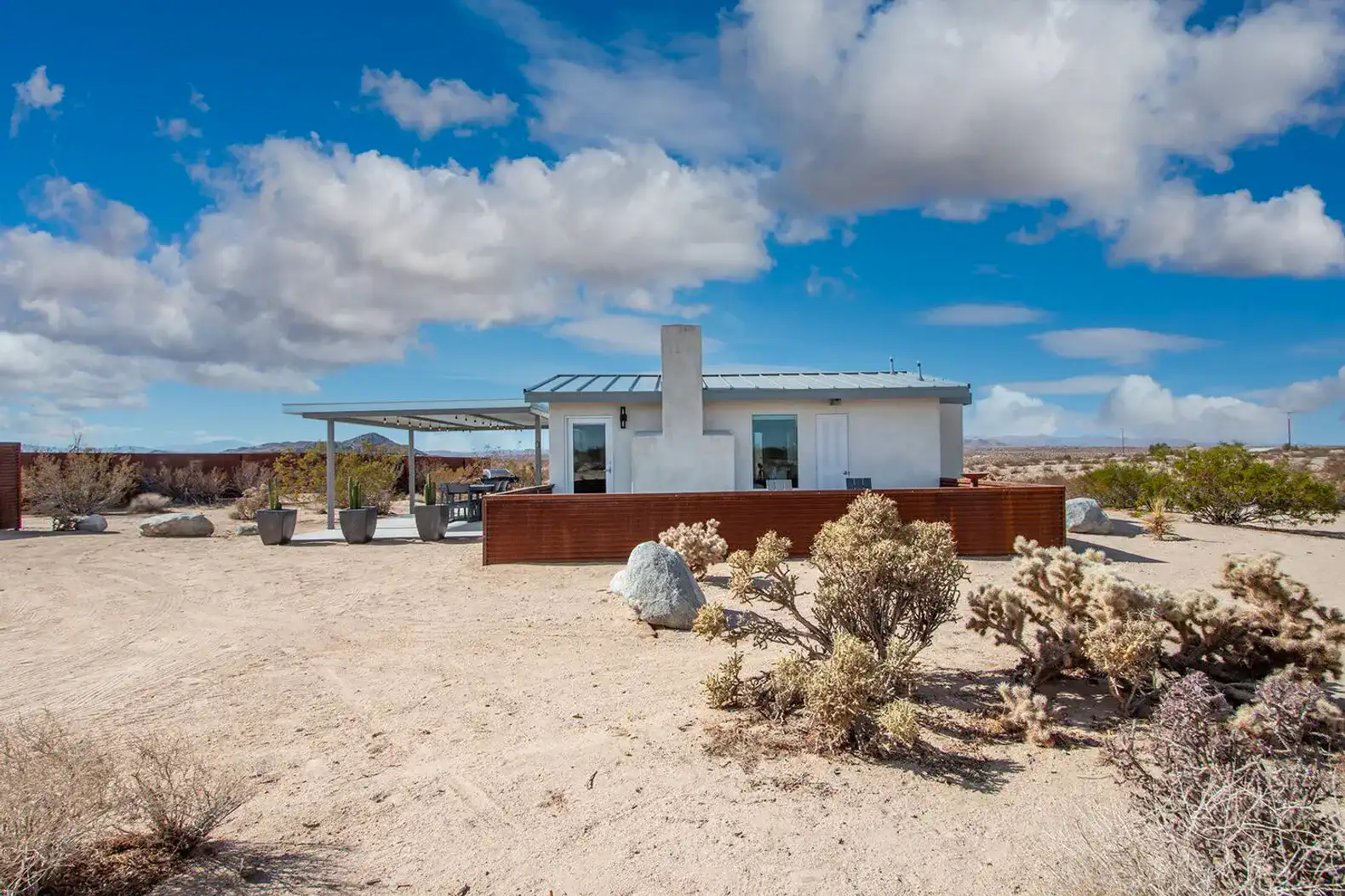 Joshua Tree Getaway | Hot Tub + Epic Sunset Views – photo 36