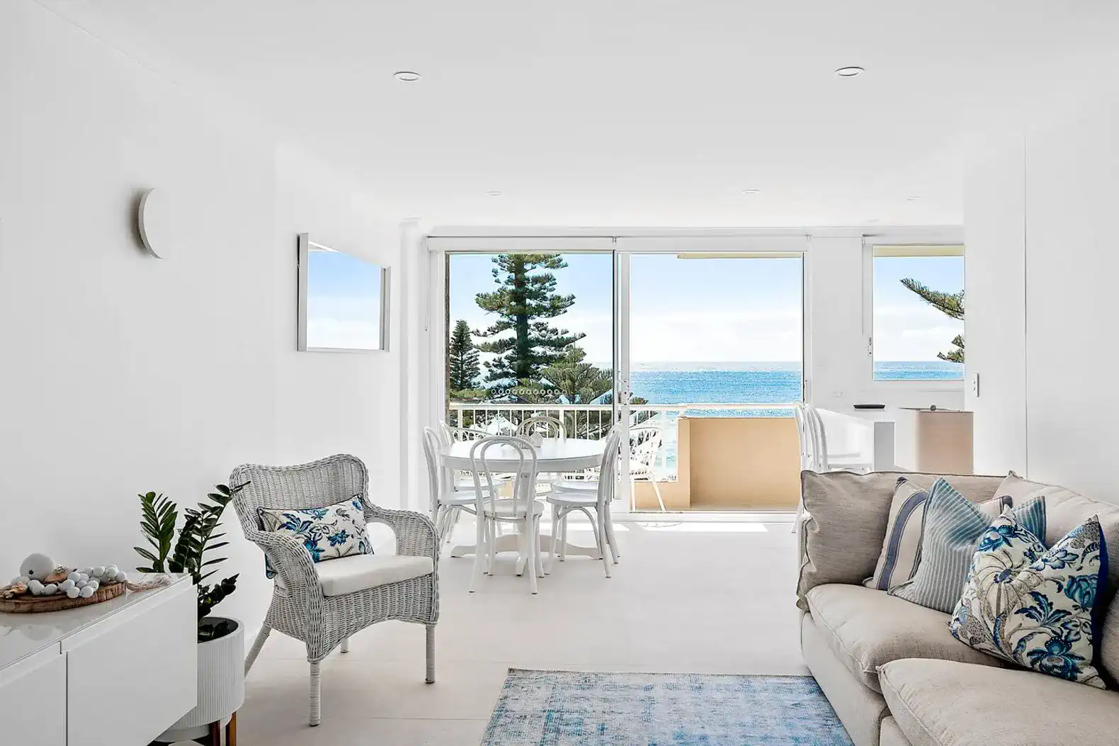 Luxury beachfront with unbelievable views