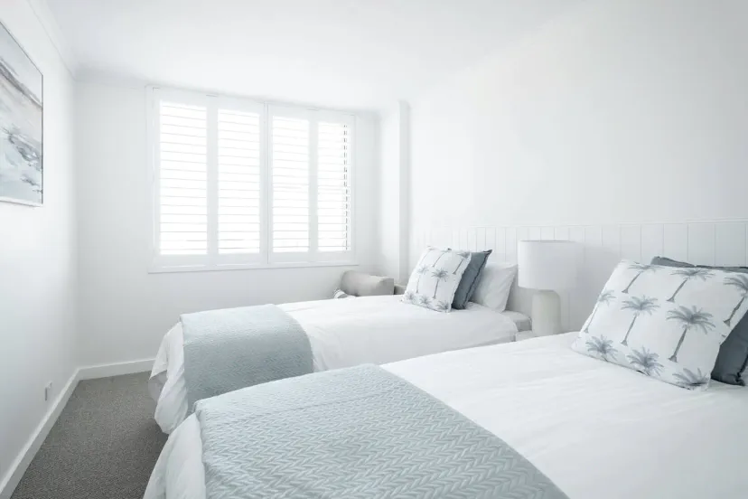 Deuxième chambre avec différentes configurations de lits disponibles