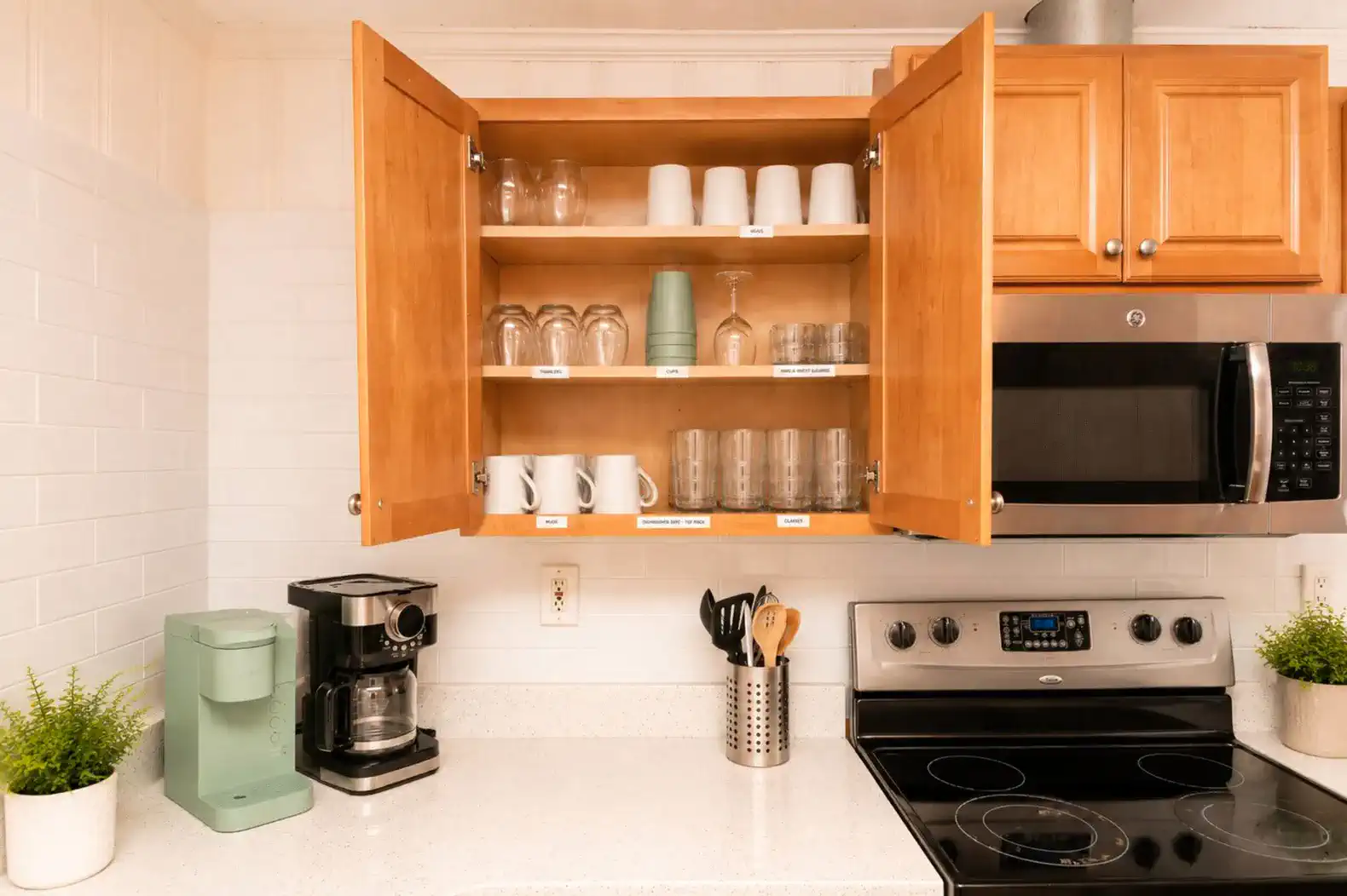 Anchors Up Kitchen, has a Keurig Coffee Maker and a Regular Coffee Maker.  Plenty of glasses and mugs for your stay.