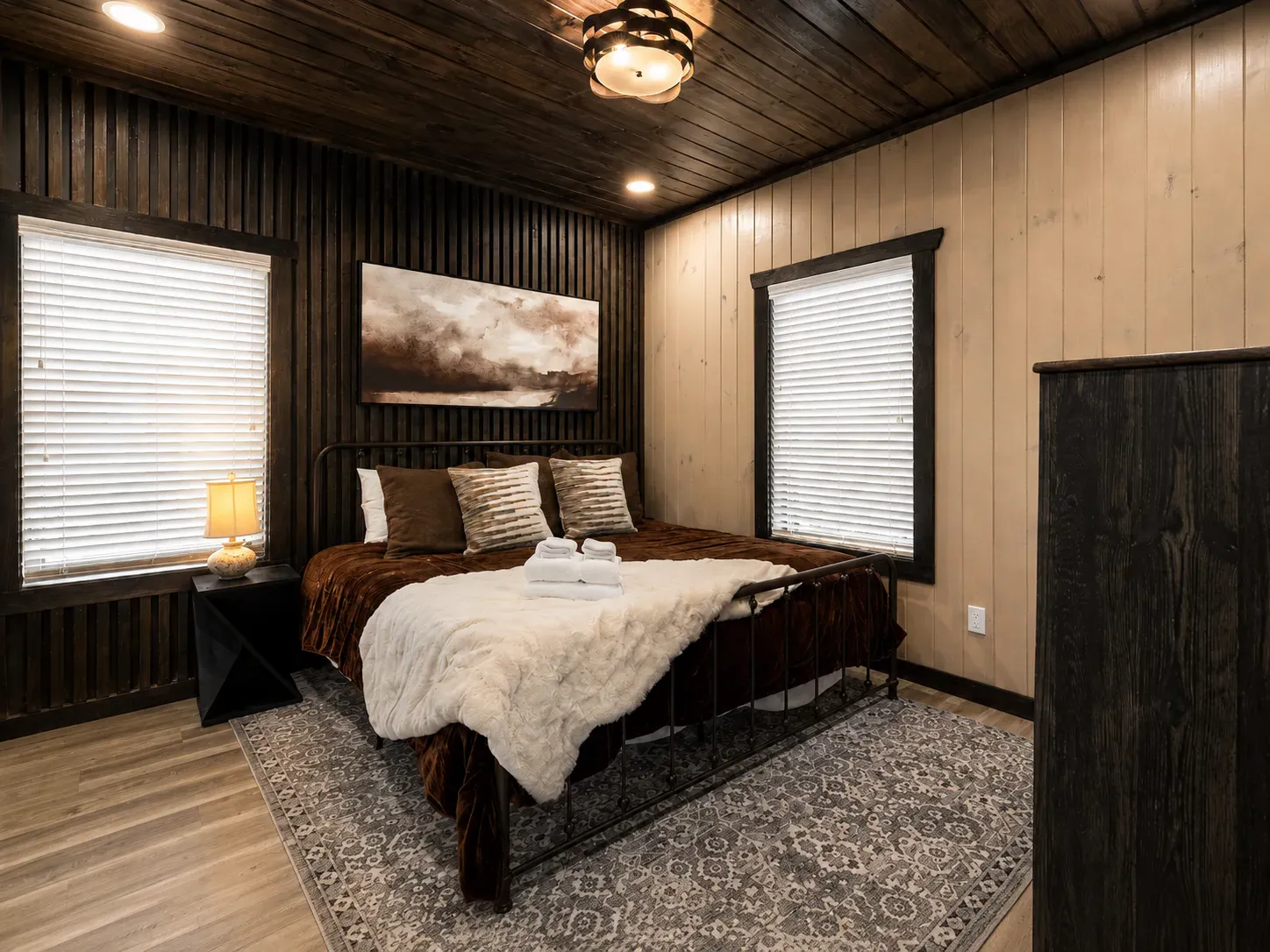 LUX Cabin/1mi to Parkway/Golf Suite/Indoor Pool — Pigeon Forge, TN — vacation rental