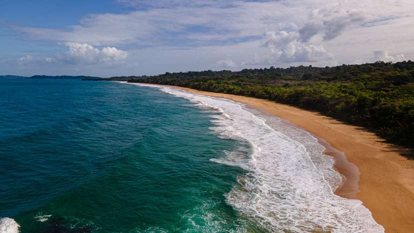 Playa Bluff & Boca del Drago