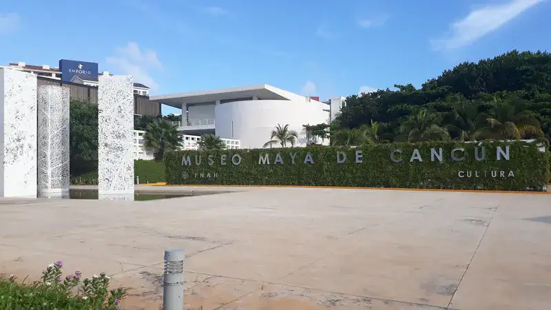 Exploring Cancún's Attractions